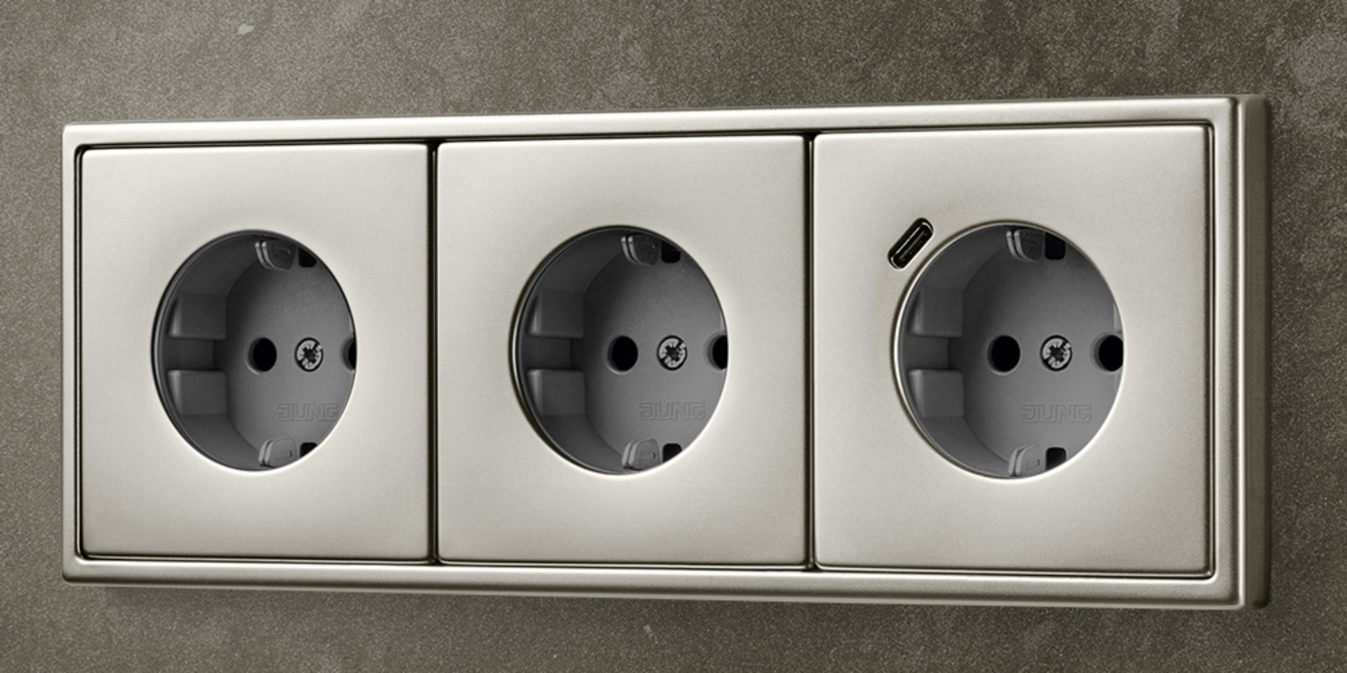 SCHUKO® Steckdosen mit USB bei Main Strom Elektrotechnik e.K. in Alzenau