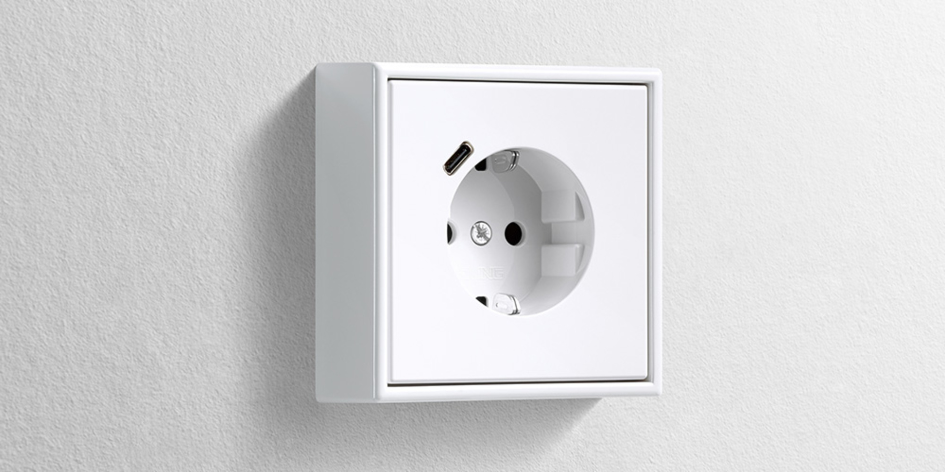 Erweiterter Anschlussraum für die Nachrüstung bei Main Strom Elektrotechnik e.K. in Alzenau